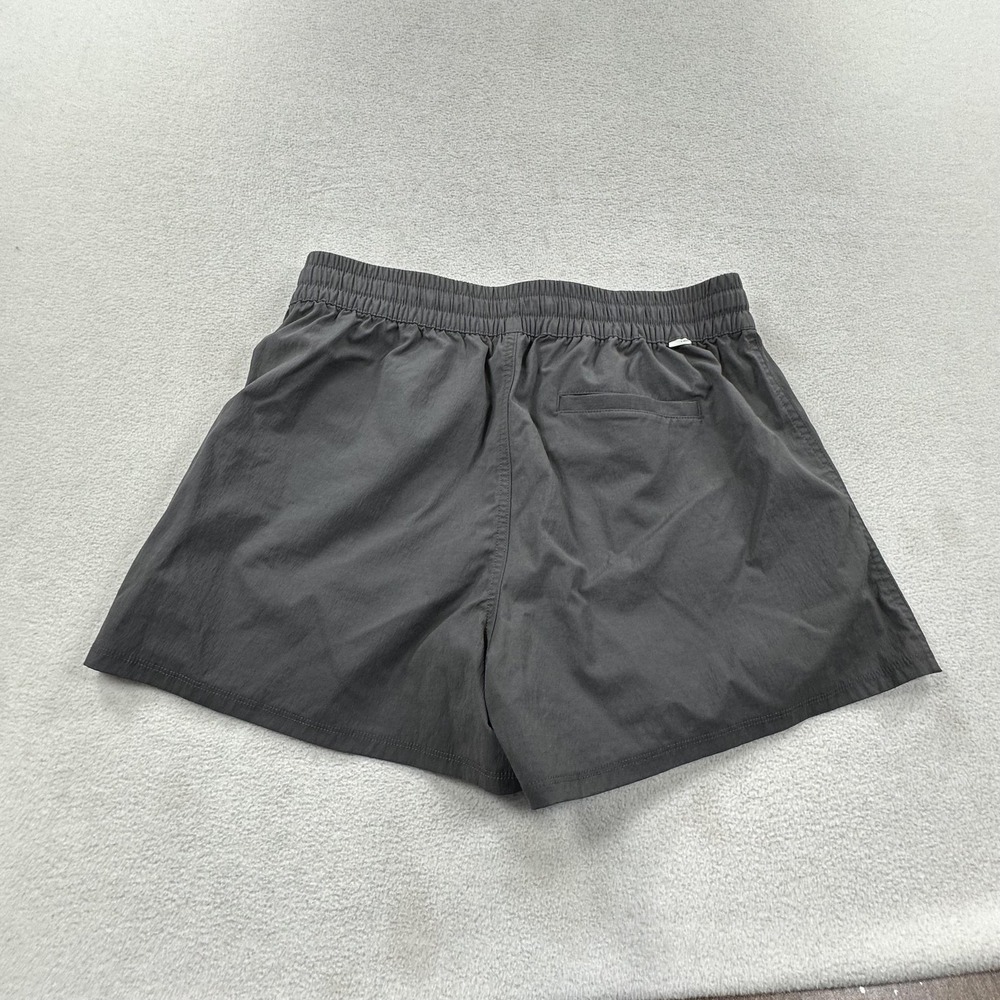 Vuori Birch Shorts Womens Medium Gray 3" High Rise Running Gym Relaxed Fit - Picture 2 of 10